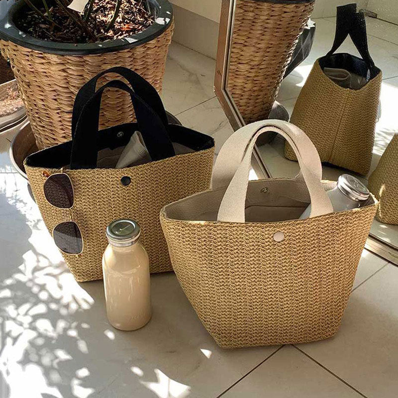 Women's beach portable straw bag